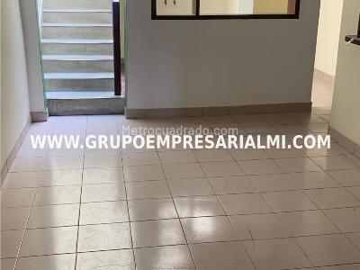 Casa de 4 alcobas en venta en El Velodromo, Medellín, 128 m² · foto 3 de 14
