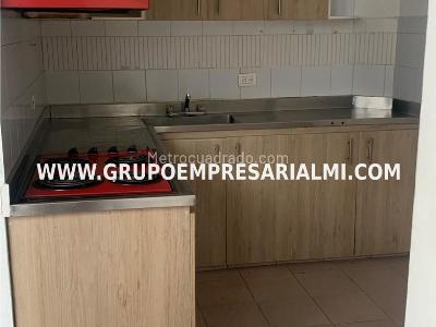 Casa de 4 alcobas en venta en El Velodromo, Medellín, 128 m² · foto 4 de 14