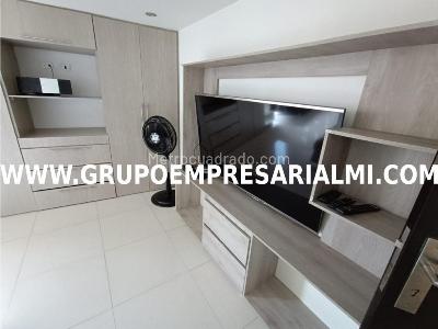 Apartaestudio en venta en El Poblado, Medellín, 32 m² · foto 11 de 20
