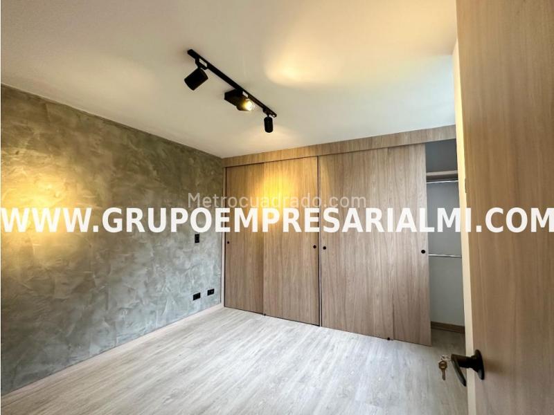 Apartamento Elegante de 2 Alcobas con 5 Baños en Guayabal - 3