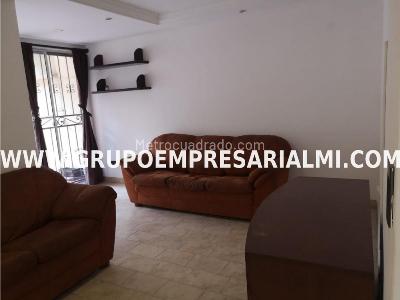 Apartamento de 3 alcobas en arriendo en Belen, Medellín, 70 m² · foto 2 de 13