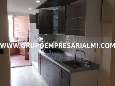 Apartamento de 3 alcobas en arriendo en Belen, Medellín, 70 m² · foto 3 de 13