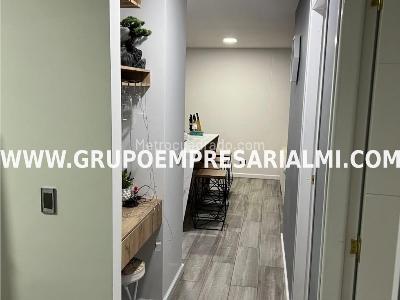 Apartamento de 3 alcobas en venta en Los Alcazares, Sabaneta, 77 m² · foto 8 de 17