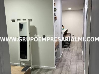 Apartamento de 3 alcobas en venta en Los Alcazares, Sabaneta, 77 m² · foto 9 de 17