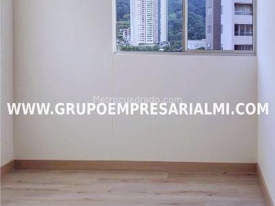 Apartamento de 3 alcobas en venta en Los Alcazares, Sabaneta, 65 m² · foto 8 de 14