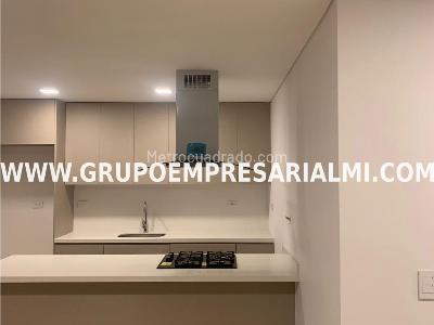Apartamento de 3 alcobas en venta en Laureles, Medellín, 108 m² · foto 5 de 20