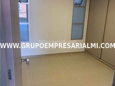 Apartamento de 3 alcobas en venta en Laureles, Medellín, 108 m² · foto 10 de 20