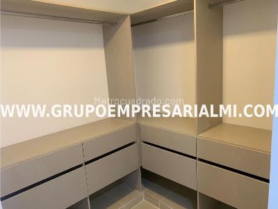 Apartamento de 3 alcobas en venta en Laureles, Medellín, 108 m² · foto 14 de 20