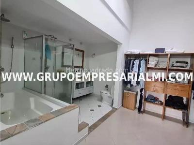 Apartamento de 3 alcobas en venta en Las Lomitas, Sabaneta, 236 m² · foto 11 de 20