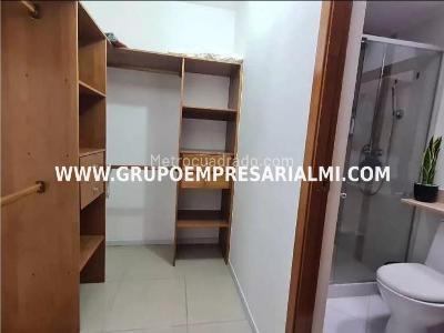 Apartamento de 3 alcobas en venta en Las Lomitas, Sabaneta, 236 m² · foto 12 de 20