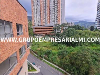 Apartamento de 3 alcobas en venta en Las Lomitas, Sabaneta, 236 m² · foto 20 de 20