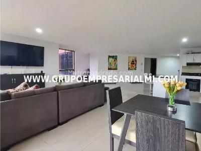 Apartamento de 3 alcobas en venta en Las Lomitas, Sabaneta, 236 m² · foto 3 de 20