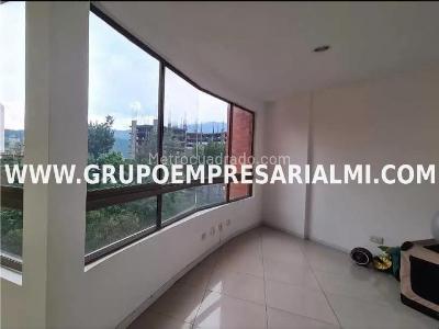 Apartamento de 3 alcobas en venta en Las Lomitas, Sabaneta, 236 m² · foto 6 de 20