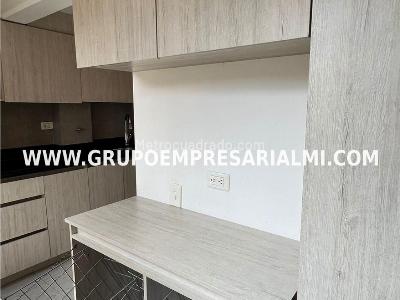 Apartamento de 3 alcobas en arriendo en Belen, Medellín, 110 m² · foto 17 de 20