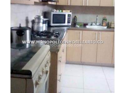 Apartamento en venta en La America, Medellín · foto 2 de 13