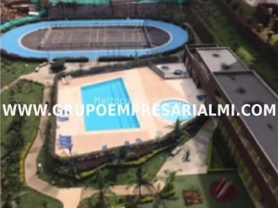 Apartamento de 3 alcobas en venta en Madera, Bello, 64 m² · foto 10 de 10