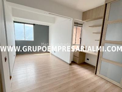 Apartaestudio en venta en Las Lomitas, Sabaneta, 57 m² · foto 3 de 20