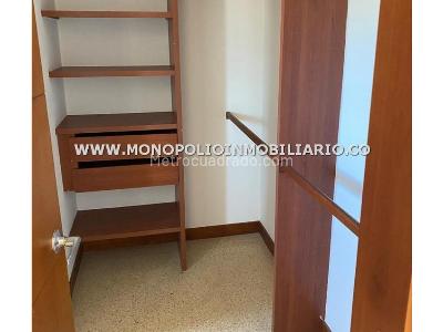 Apartamento de 3 alcobas en venta en Belen, Medellín, 127 m² · foto 7 de 14