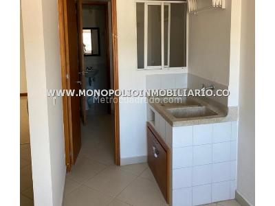 Apartamento de 3 alcobas en venta en Belen, Medellín, 127 m² · foto 10 de 14