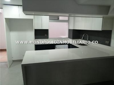 Apartamento en venta en Laureles, Medellín · foto 2 de 14