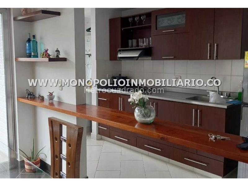 Apto Amoblado de 3 Alcobas en El Poblado, Castropol - 2