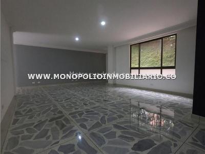 Apartamento de 3 alcobas en venta en El Poblado, Medellín, 200 m² · foto 15 de 20