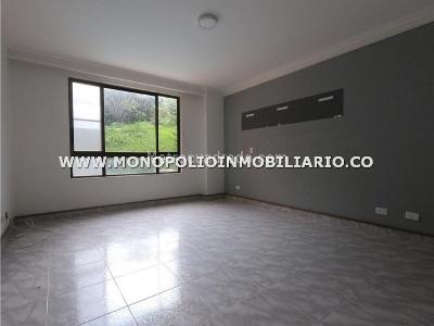 Apartamento de 3 alcobas en venta en El Poblado, Medellín, 200 m² · foto 16 de 20