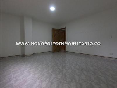 Apartamento de 3 alcobas en venta en El Poblado, Medellín, 200 m² · foto 17 de 20