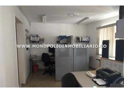 Casa de 4 alcobas en venta en San Joaquin, Medellín, 320 m² · foto 8 de 10