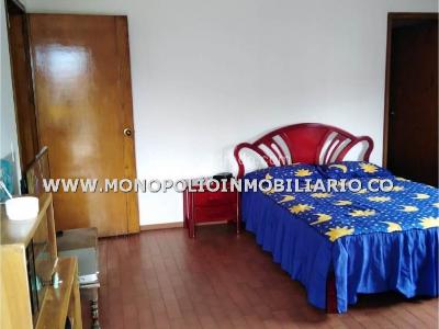Apartamento en venta en Boston, Medellín · foto 4 de 8