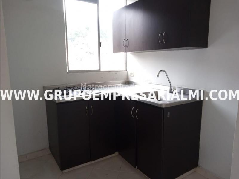 Apartamento en Arriendo de 2 Alcobas en Buenos Aires (Centro)