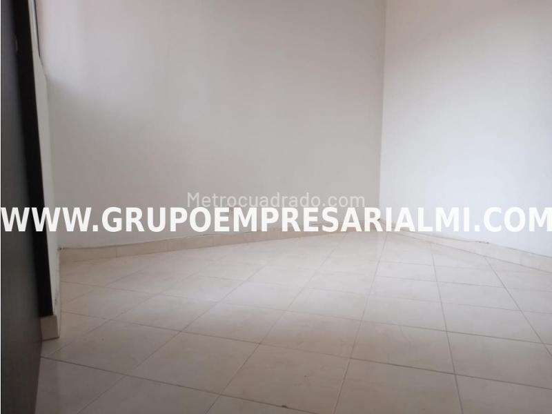 Apartamento en Arriendo de 2 Alcobas en Buenos Aires (Centro) - 6