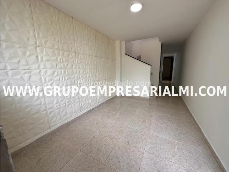 Unfurnished 3BR House for Rent in Robledo (Santa María) - 2