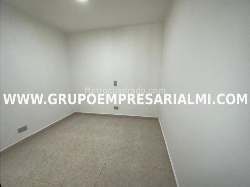 Unfurnished 3BR House for Rent in Robledo (Santa María) - 9