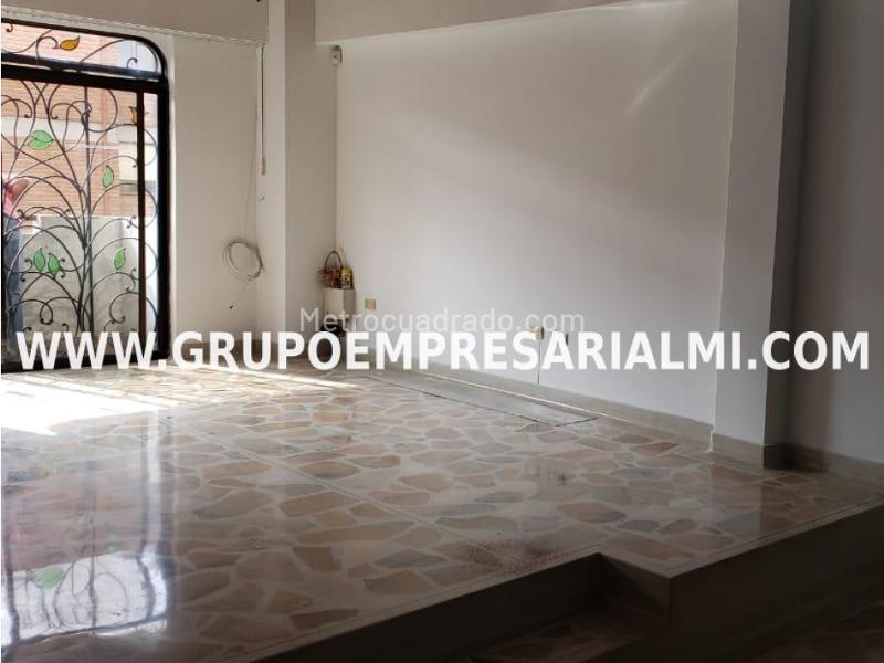 Casa de Lujo de 4 Alcobas en Calasanz - 2