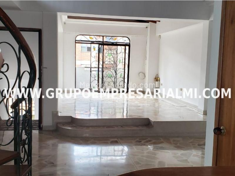 Casa de Lujo de 4 Alcobas en Calasanz - 6