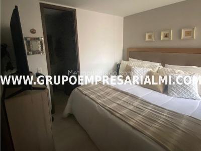 Apartamento de 3 alcobas en venta en El Trapiche, Sabaneta, 96 m² · foto 8 de 15