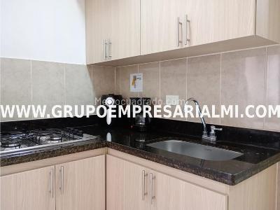 Apartaestudio en arriendo en La Floresta, Medellín, 35 m² · foto 4 de 8