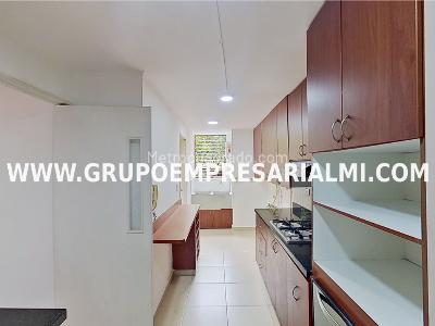 Apartamento de 3 alcobas en venta en Laureles, Medellín, 136 m² · foto 6 de 20