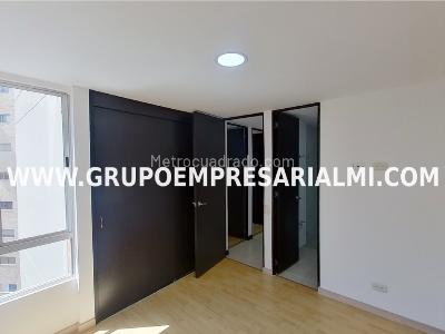 Apartamento en venta en Hortencia, Itagüí · foto 9 de 15
