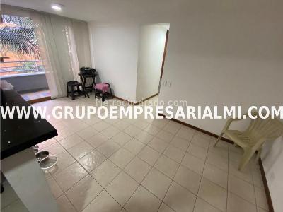 Apartamento en venta en Los Colores, Medellín · foto 2 de 17