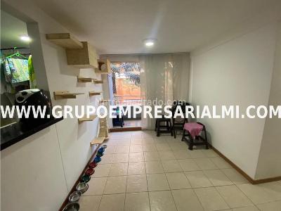 Apartamento en venta en Los Colores, Medellín · foto 3 de 17