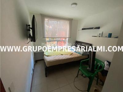Apartamento en venta en Los Colores, Medellín · foto 9 de 17