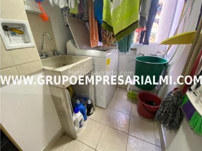 Apartamento en venta en Los Colores, Medellín · foto 11 de 17