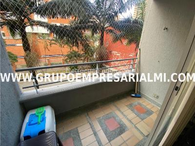 Apartamento en venta en Los Colores, Medellín · foto 15 de 17