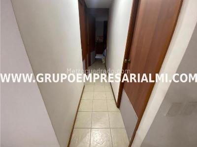 Apartamento en venta en Los Colores, Medellín · foto 16 de 17