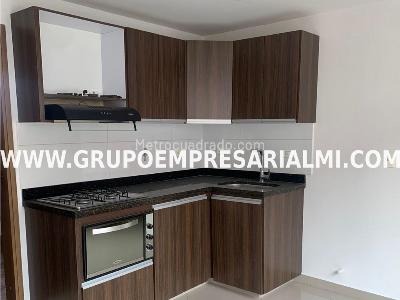 Apartamento en venta en Villa Hermosa, Medellín · foto 2 de 8