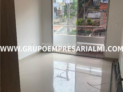 Apartamento en venta en Villa Hermosa, Medellín · foto 4 de 8