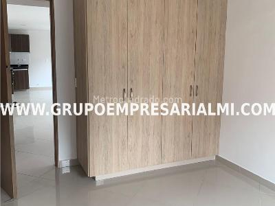 Apartamento en venta en Villa Hermosa, Medellín · foto 6 de 8
