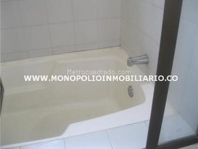 Casa de 3 alcobas en arriendo en Parque Principal, Rionegro, 140 m² · foto 9 de 12